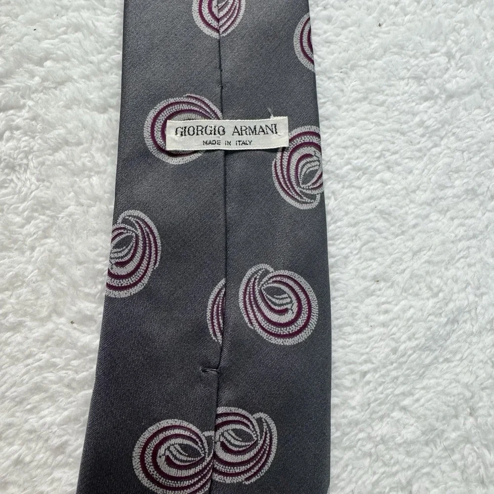 Giorgio‎ Armani Silk Tie Mens Gray Burgundy Abstract Swirl Geometric Made Italy